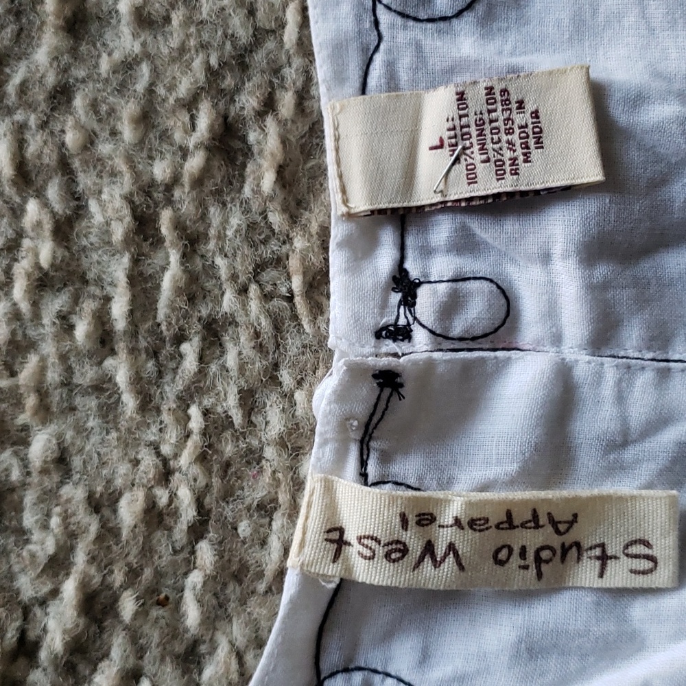 Studio West Apparel - Picture 9 of 16